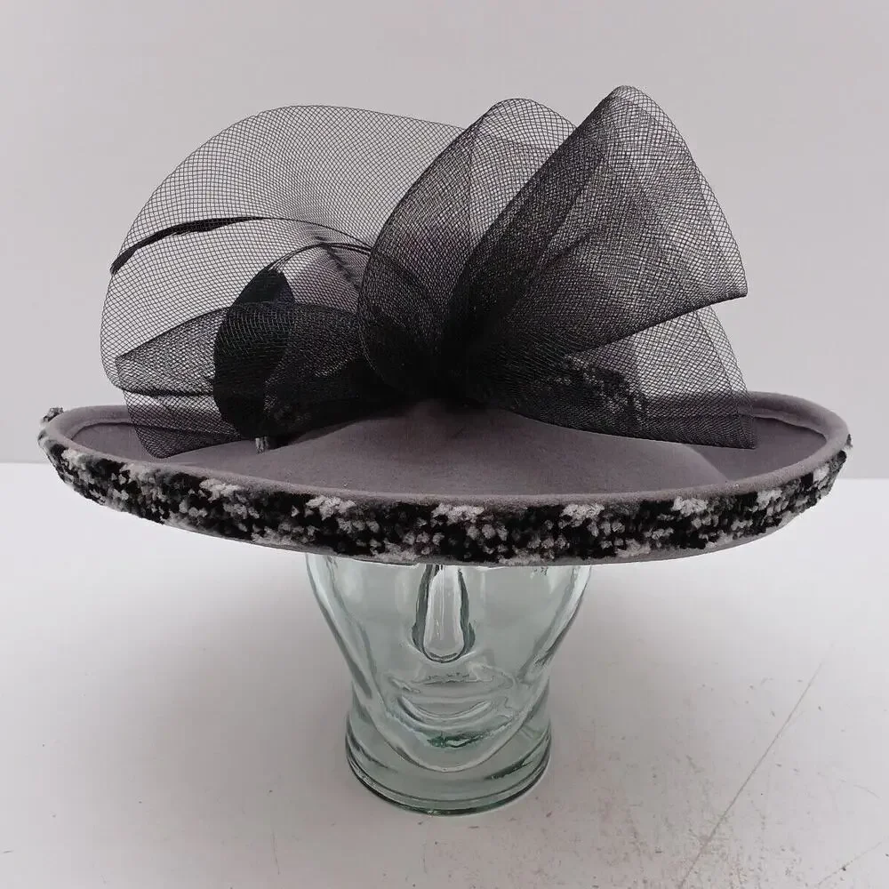 Fascinator Headpiece Hat Wedding Fashion Cap W/ Feathers and netting 100% Wool
